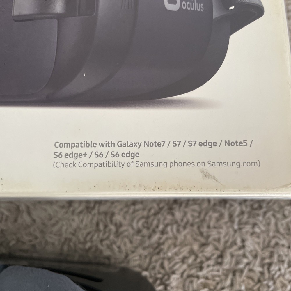 samsung gear VR oculus . Open Box New