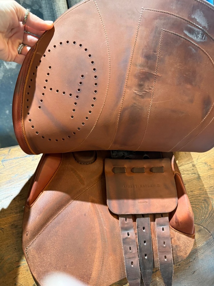 hermes vivace 17" jumping saddle