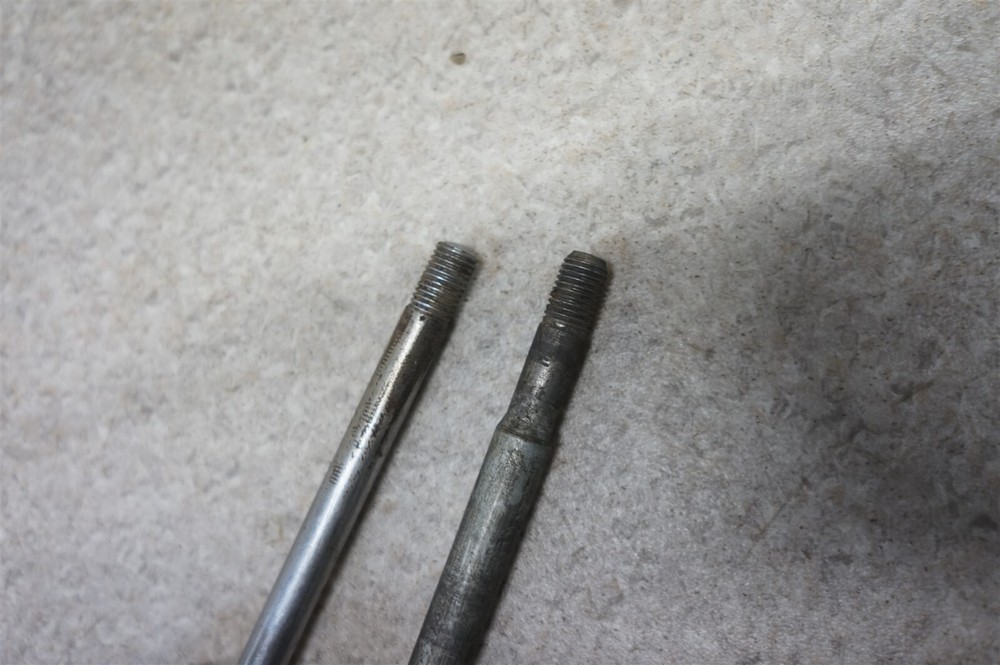 1972 72 CZ 250 Bolts
