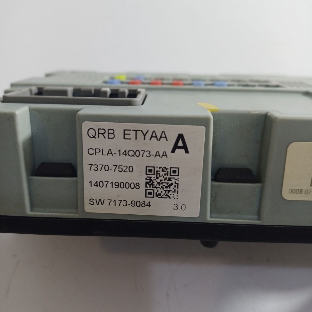 2016-2019 Jaguar XF Fuse Box Control Module CPLA14Q073