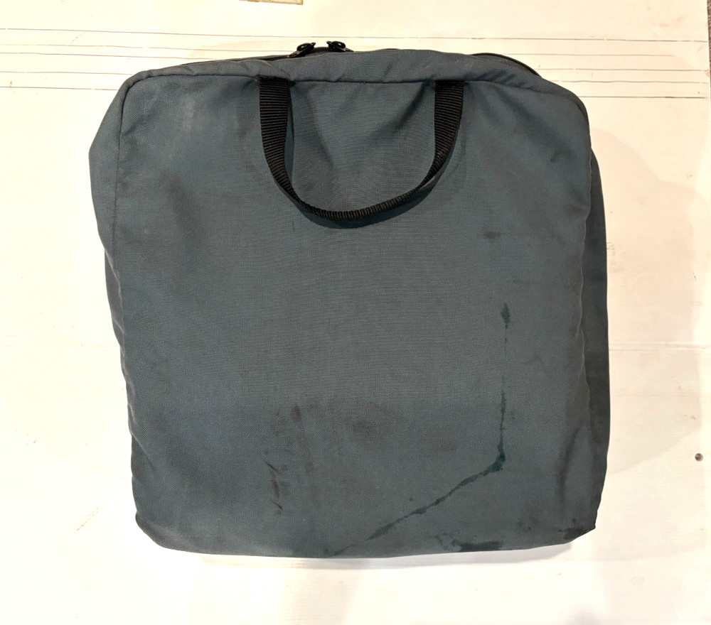 PARA-PHERNALIA SOFTIE SEATPACK PARACHUTE CANOPY, HARNESS AND CONTAINER SYSTEM