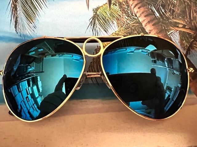 EXTRA LARGE BLUE MIRROR AVIATOR SUNGLASSES WITH GOLD FRAME