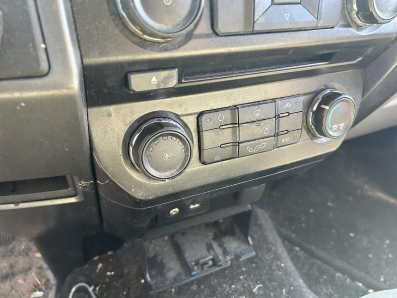 F150 2015 High Mounted Stop Light 104714187