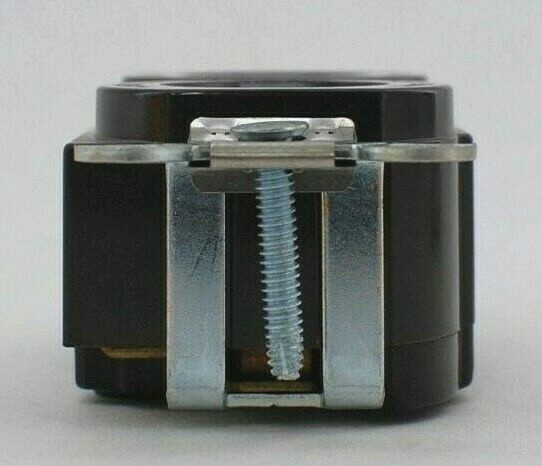 Hubbell 4700 Twist-Lock Duple Receptacle
