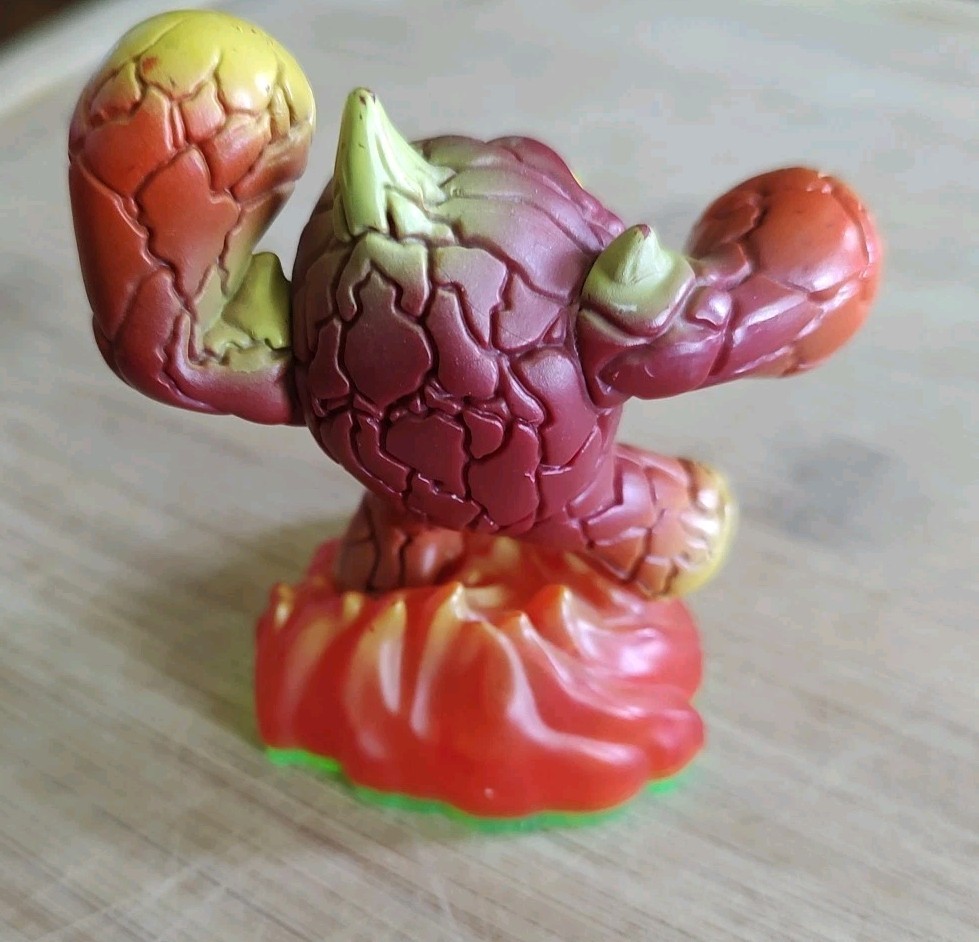 Skylander Giants Eruptor Figure