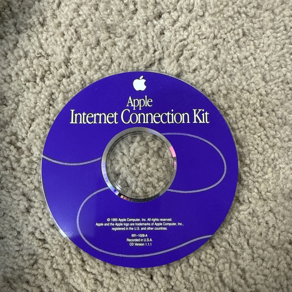 Apple Internet Connection Kit CD version 1.1.1 691-1028-A    Year 1995