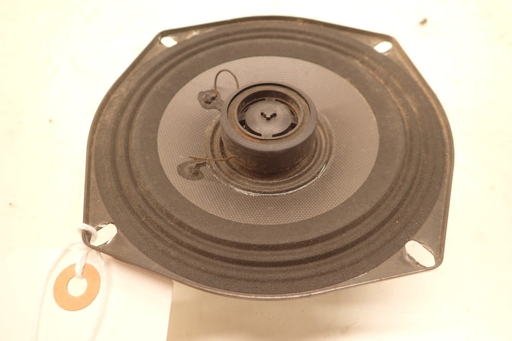 08 09 10 Victory Vision left front speaker oem