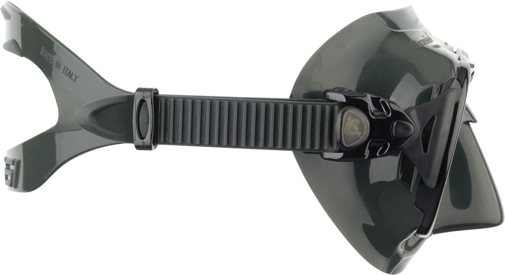 Nano, Black/Green