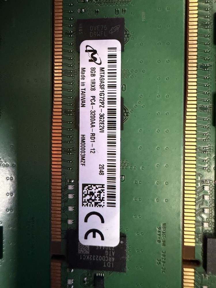 Micron 8GB 1Rx8 PC4-3200AA-RD1-12 ECC Reg Server Memory