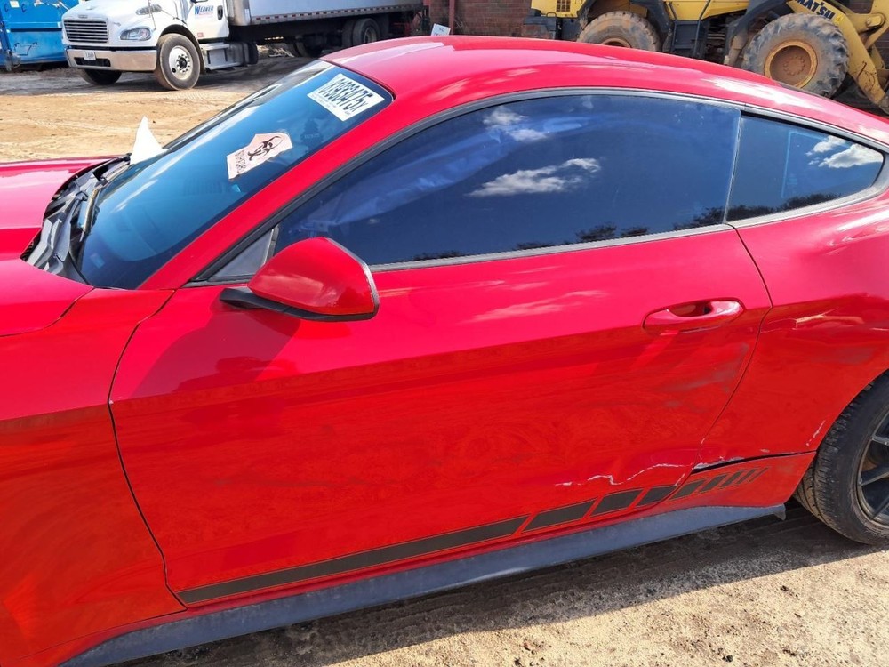 MUSTANG 2016 Glove Box 4850960