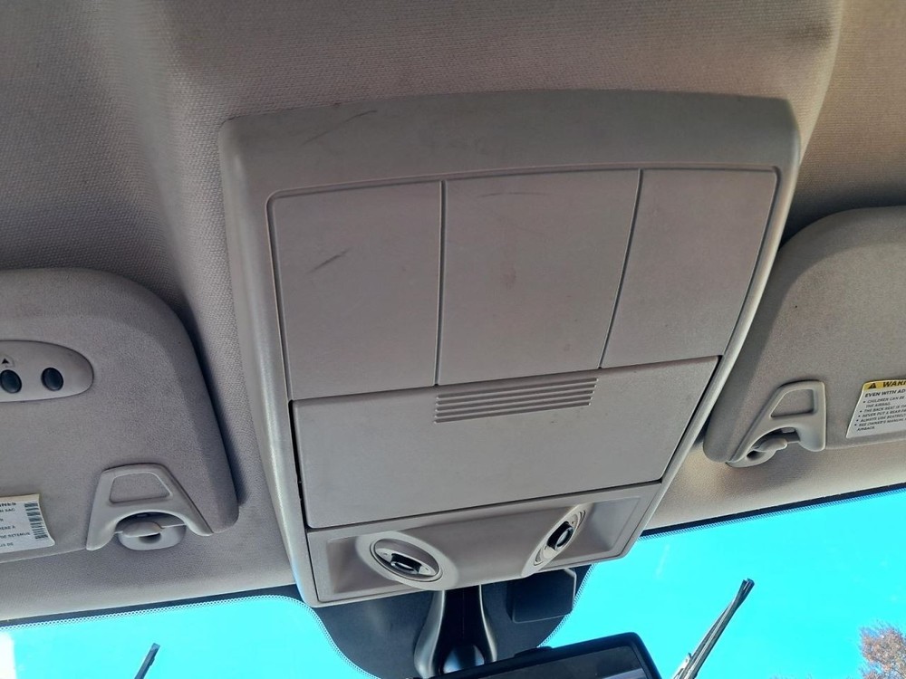 JOURNEY 2017 Glove Box 4850068