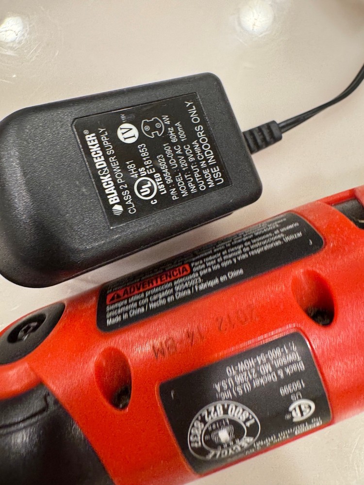 SCREWDRIVER with Charger Works