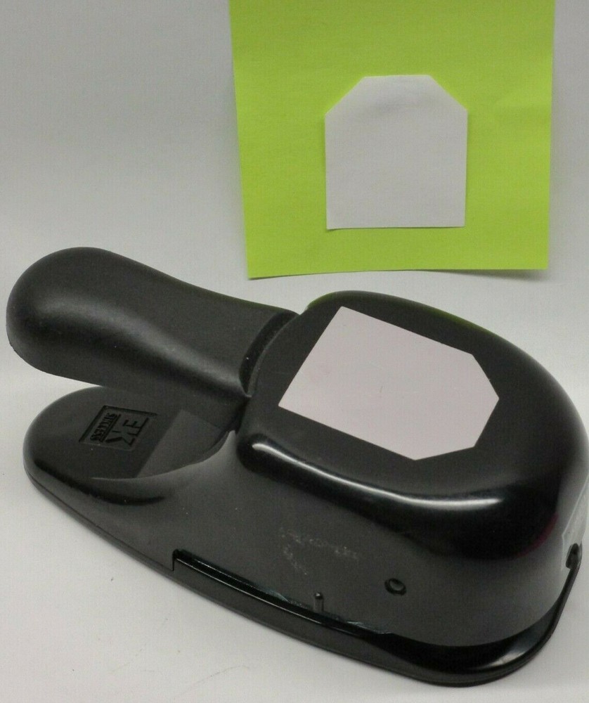 Stampin' Up! Small Tag Punch Retired