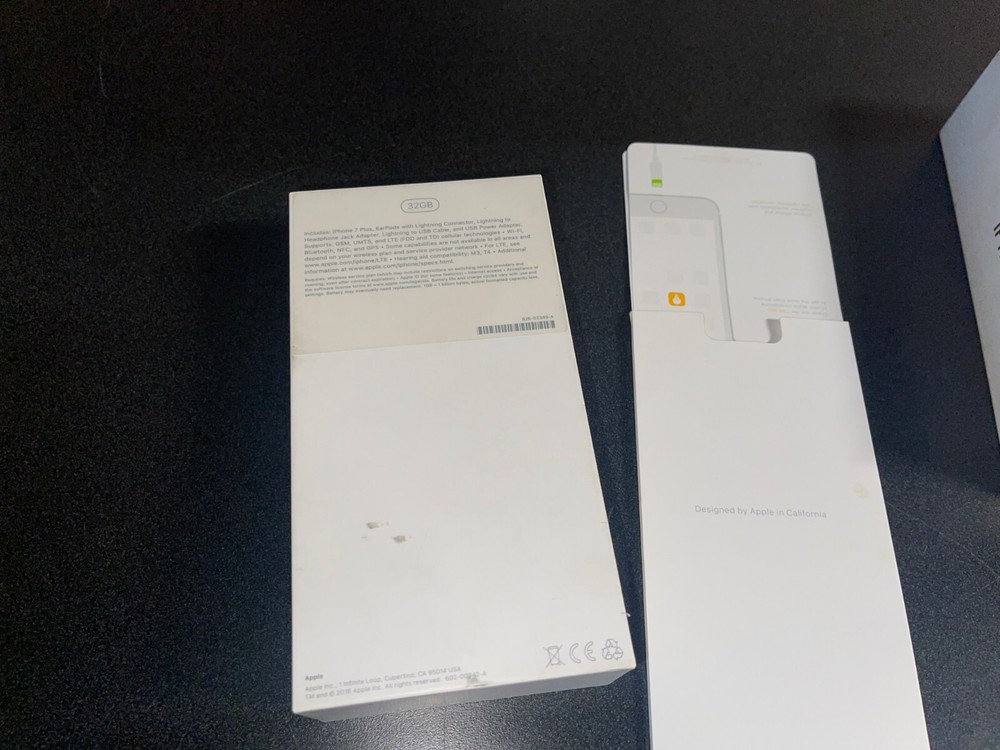 iPhone 7 Plus. Box Only No Phone 32 GB (Box Only)