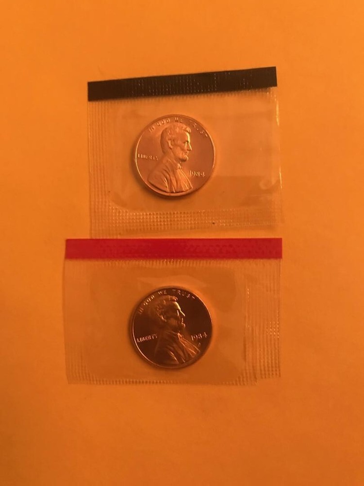 1984 P+D LINCOLN CENT STILL IN MINT CELLO NICE L@@K