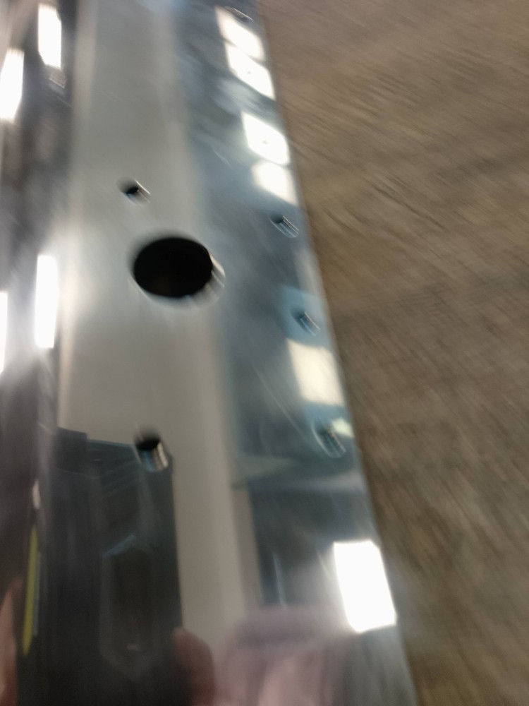 DAMAGED - Peterbilt 379 short Grille Shell - Passenger Side