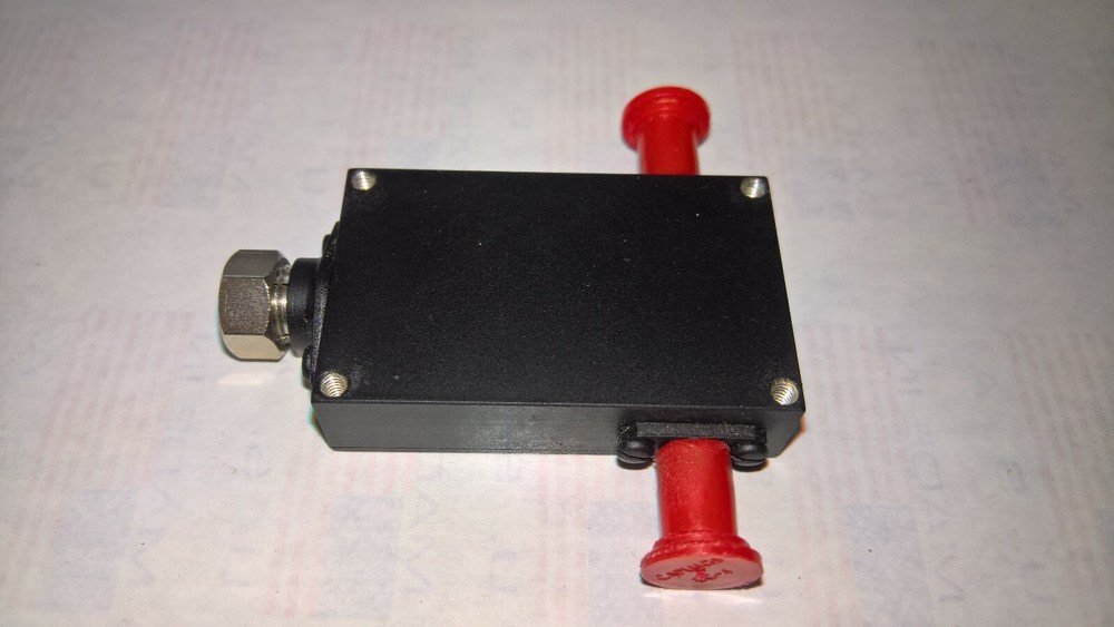 ARRA 5 -6813 -30 variable attenuator .5dB flat 7.9-8.4 GHz, 30dB range