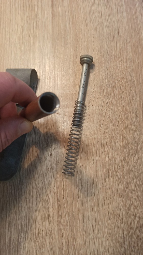 Adast. Vintage device for measuring system pressure. 1970-80