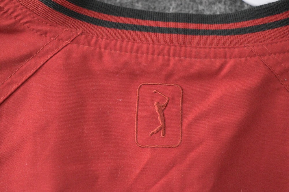 PGA TOUR Windshirt Windbreaker Jacket Medium Red V-Neck Pullover Golf Mens