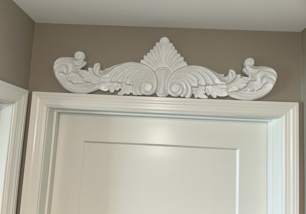 Decorative Valence Center Accent with Leaf & Shell Scrolls Wall Window Door  Lg.