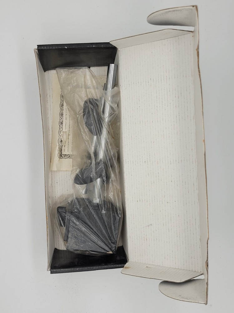 Cen-Tech Multi-Position Magnetic Base With Fine Adjustment P5645