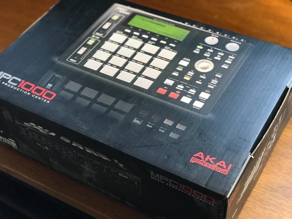 AKAI professional MPC1000 Black Sampler Sequencer Japan Excellent