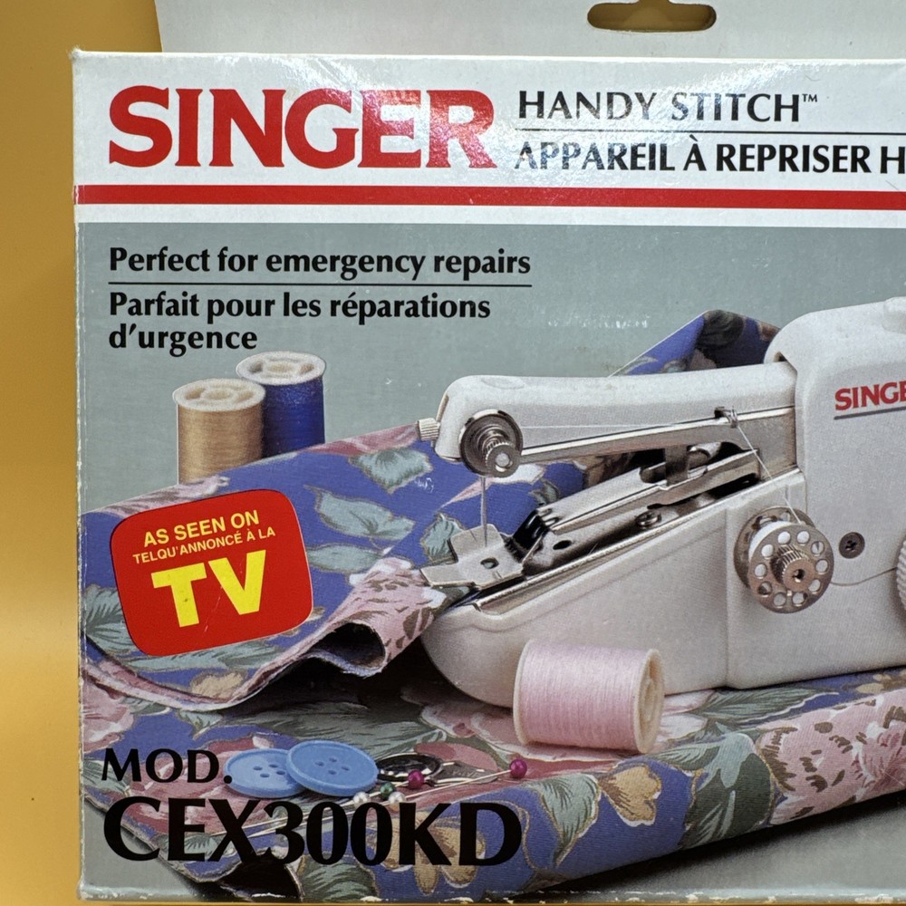 Singer Handy Stitch Sewing Machine Model CEX300KE Portable