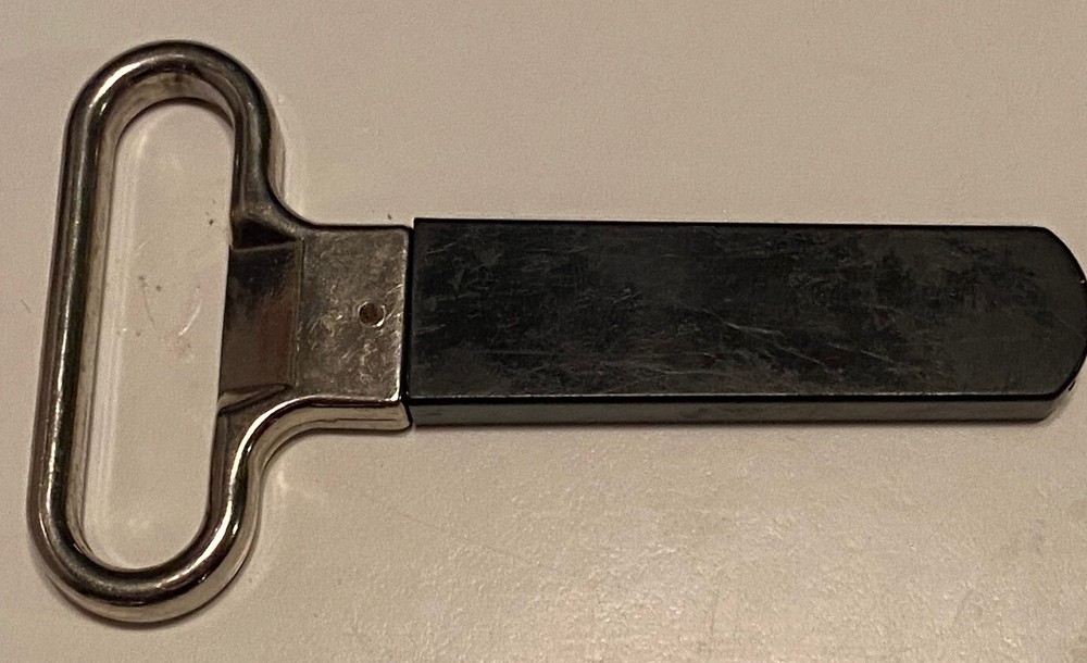 Vintage Kenwood Wine Bottle Cork Puller Bottle Opener