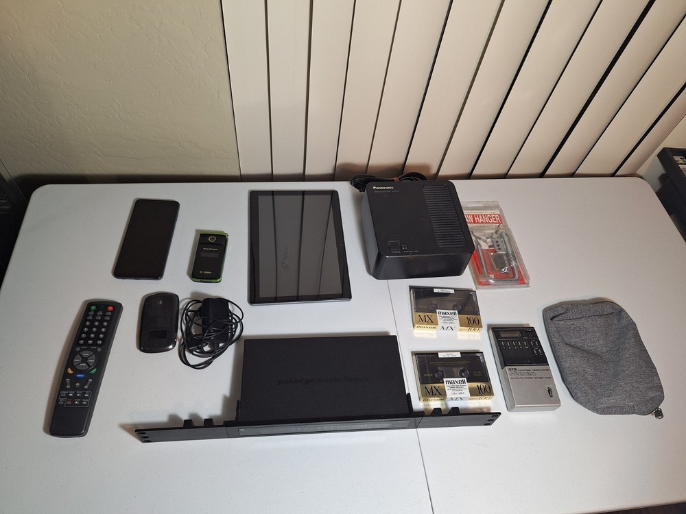 Electronics Lot MIXED items -Untested, Parts Only