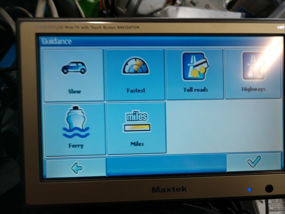 Maxtek MNT-7T 7 inch . GPS Navigation System