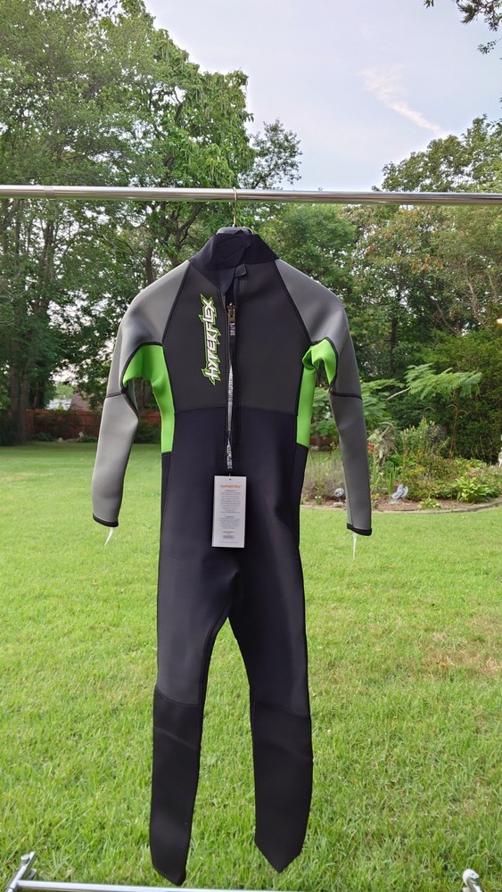 NEW HYPERFLEX JR ACCESS 3/2 BACK ZIP- SIZE 14 - JUNIOR FULL WETSUIT
