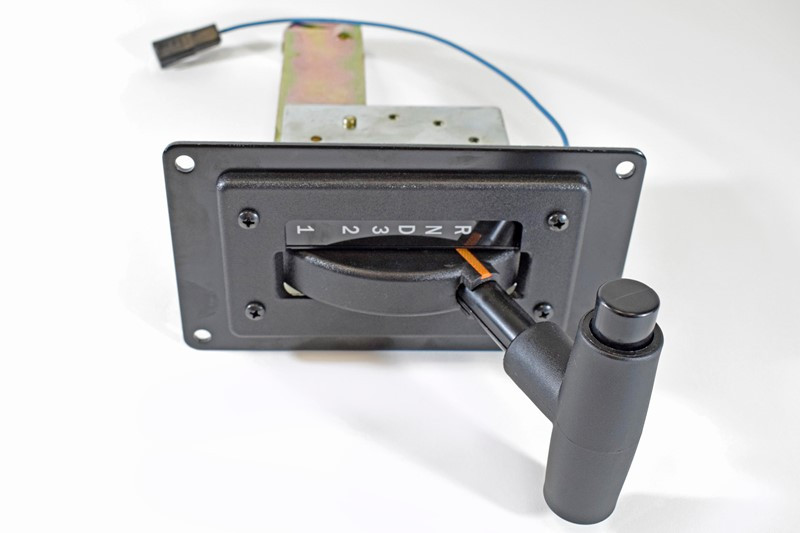 1981-1988 International Trans. Electronic Shift Control 2006995C91 (678-10058)