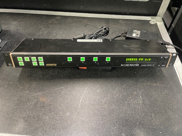 Evertz X-0401H Panel 4x1 HD Router
