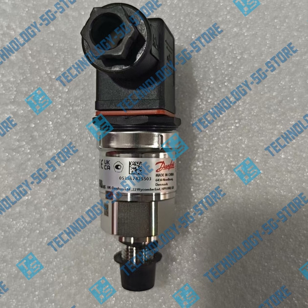 1PCS New DANFOSS 060G7631 Pressure Transmitter