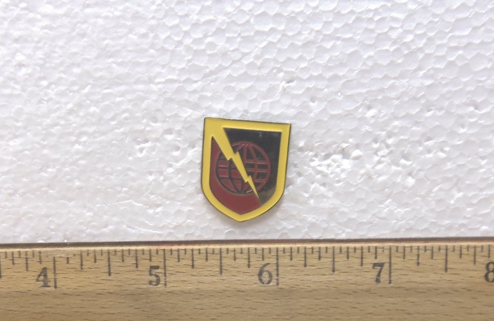 US Army - Strategic Communications Command Pin