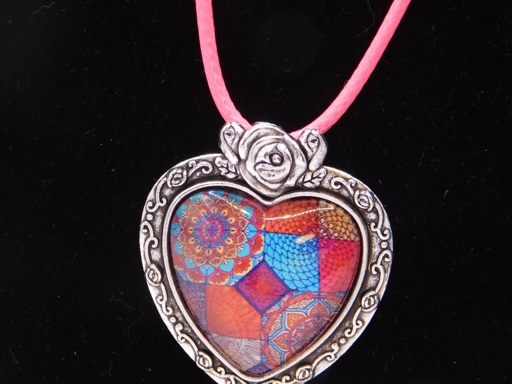 Gorgeous Patchwork Glass & Metal Heart Necklace 1.4"