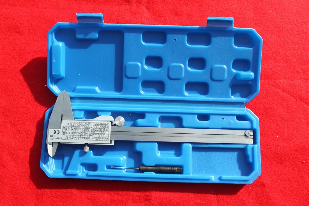 Whitworth Electronic Digital Caliper 0-150mm (6 inches) With Case