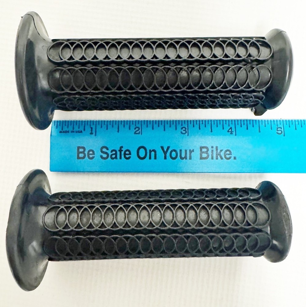 Old School BMX Winners Circle Black Flange Grips