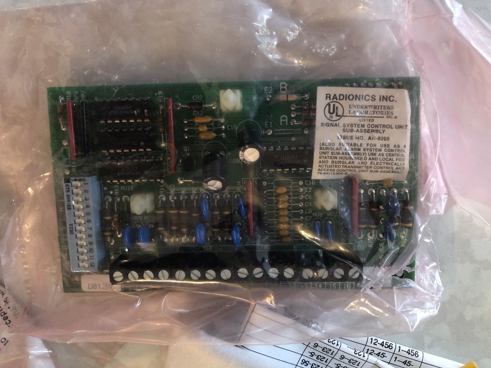 Radionics Security Alarm D8128B Octopopit Module, 8 Channel Sensor