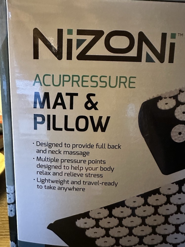 Nizoni Acupressure Mat & Pillow