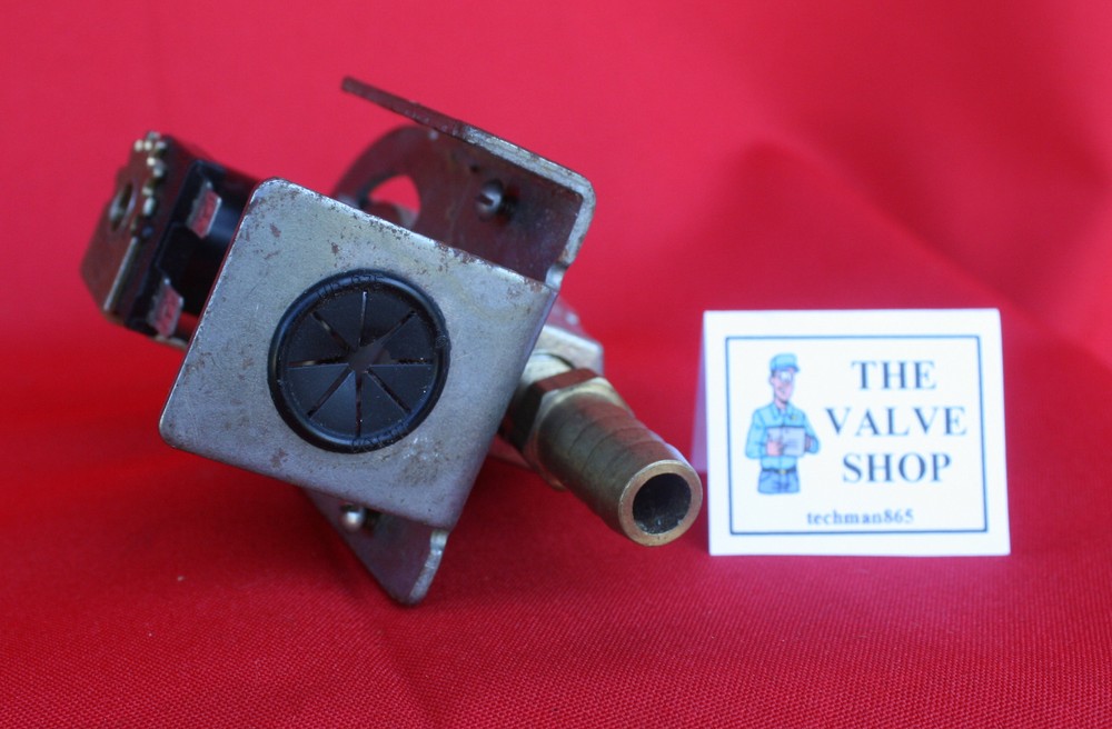 DEMA ENGINEERING SOLENOID VALVE MODEL-442 WITH COVER