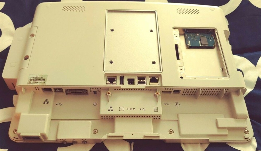 Flytech K936C73 15" POS AIO Touchscreen Intel ATOM 525 CC+BC Reader 16GB SSD