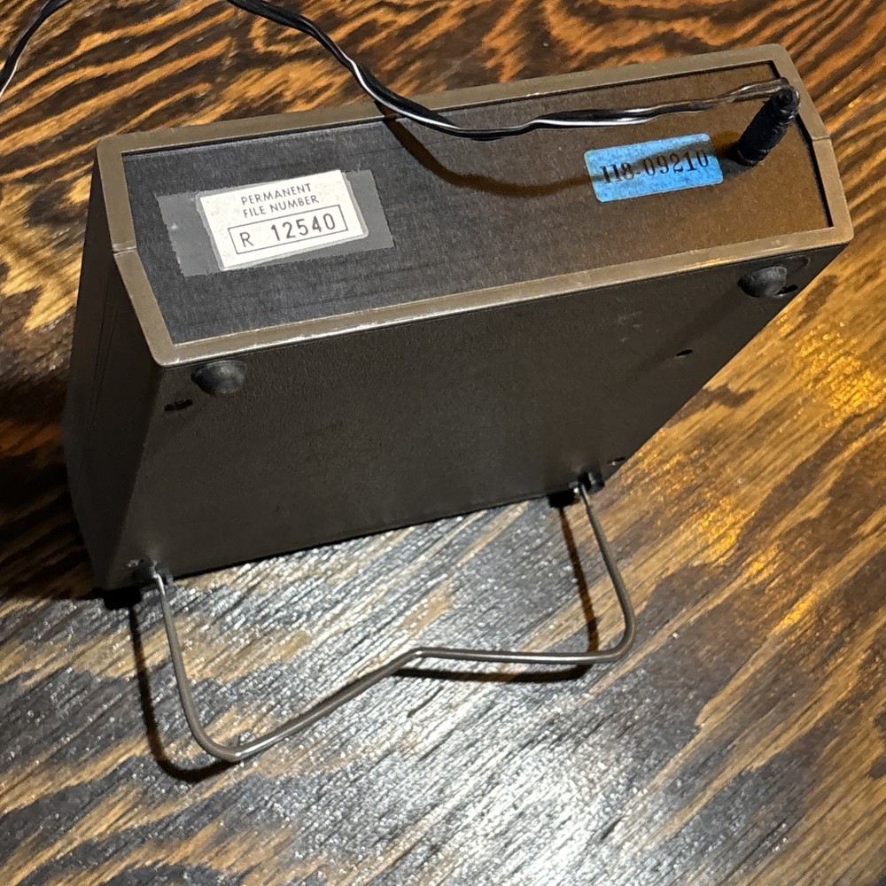 BK PRECISION 1803 100 MHz Frequency Counter