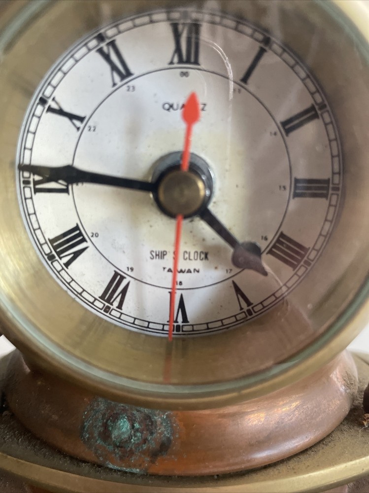 Vintage Brass Divers Helmet Clock Clock Needs Restoration