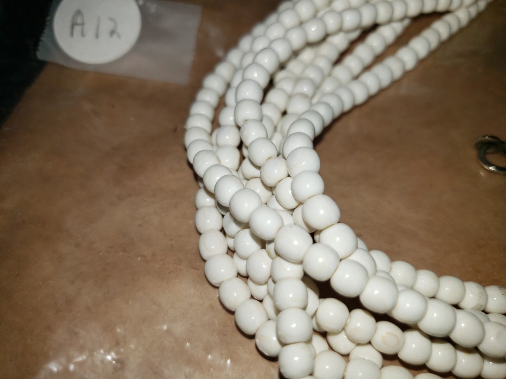 heavy bright white bead necklace 14 long