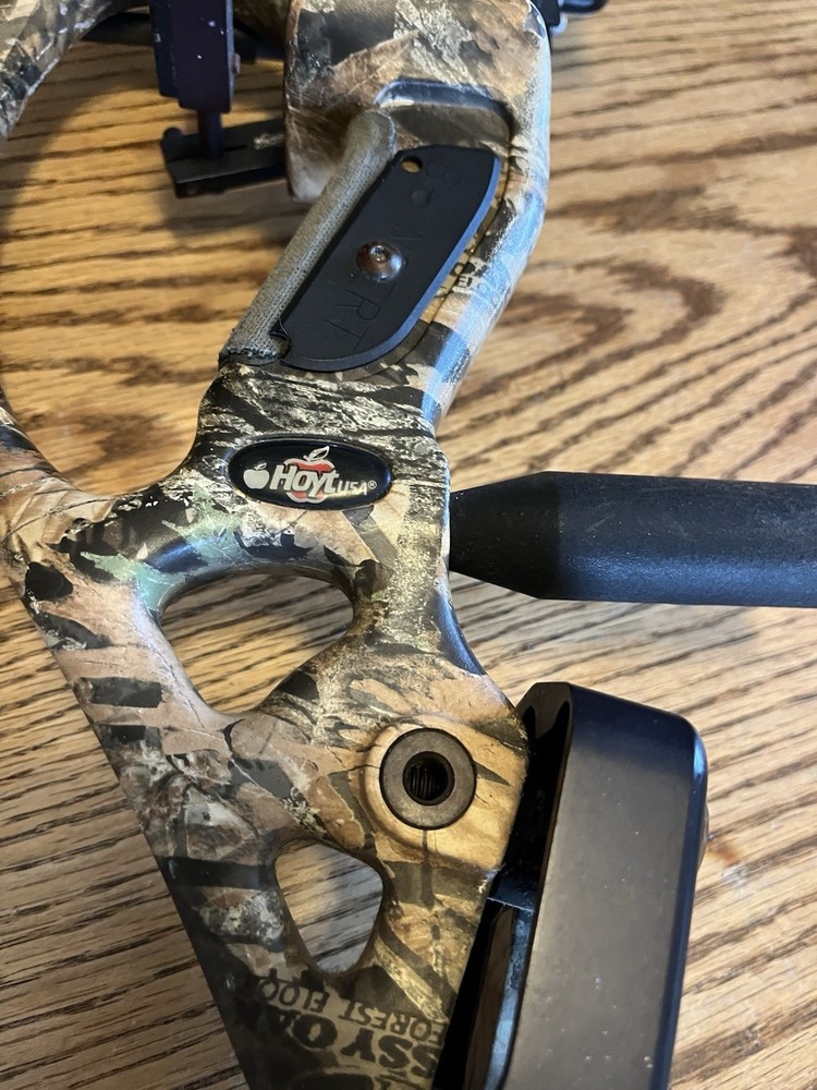 Hoyt ZR200 Compound Bow Left Hand No String