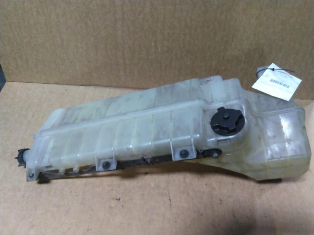 For 2017 VOLVO VNL RADIATOR OVERFLOW TANK ,  IL