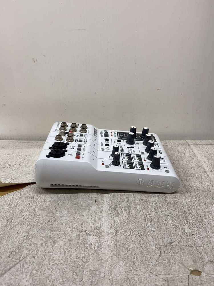 YAMAHA AG06 mixer Used