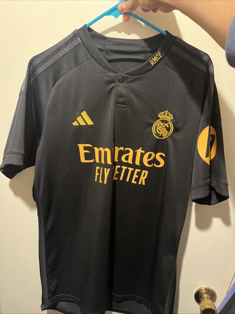 real madrid 23/24 third jersey