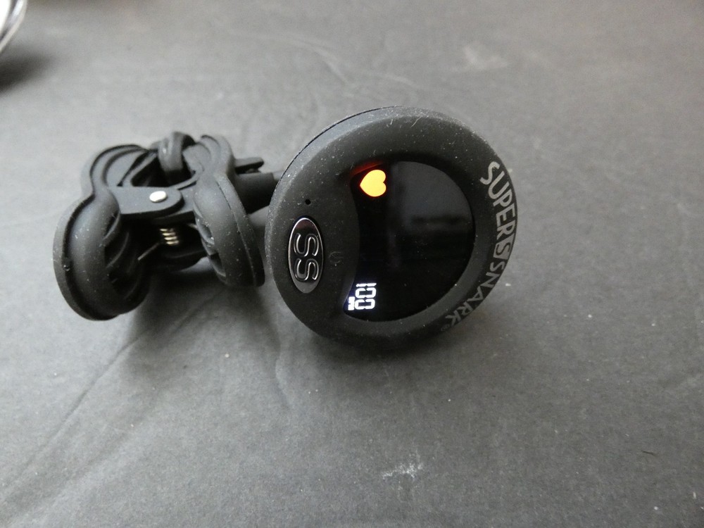 SUPER SNARK S GUITAR TUNER